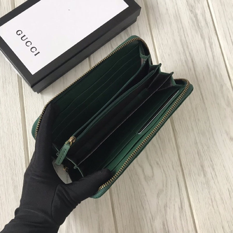 1XB81BDE Stylish leather wallets