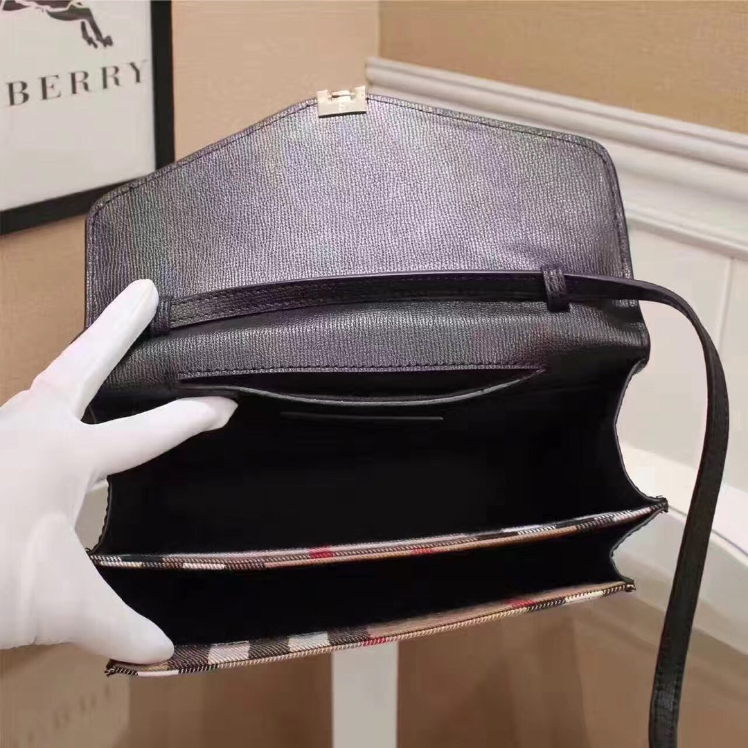 2XR342BDE Stylish leather bag 