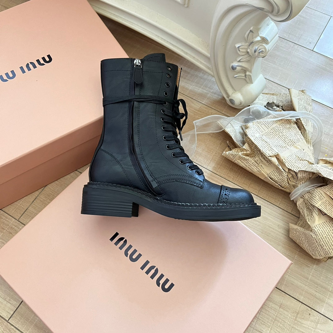 1XA60ZDE Stylish leather  boots