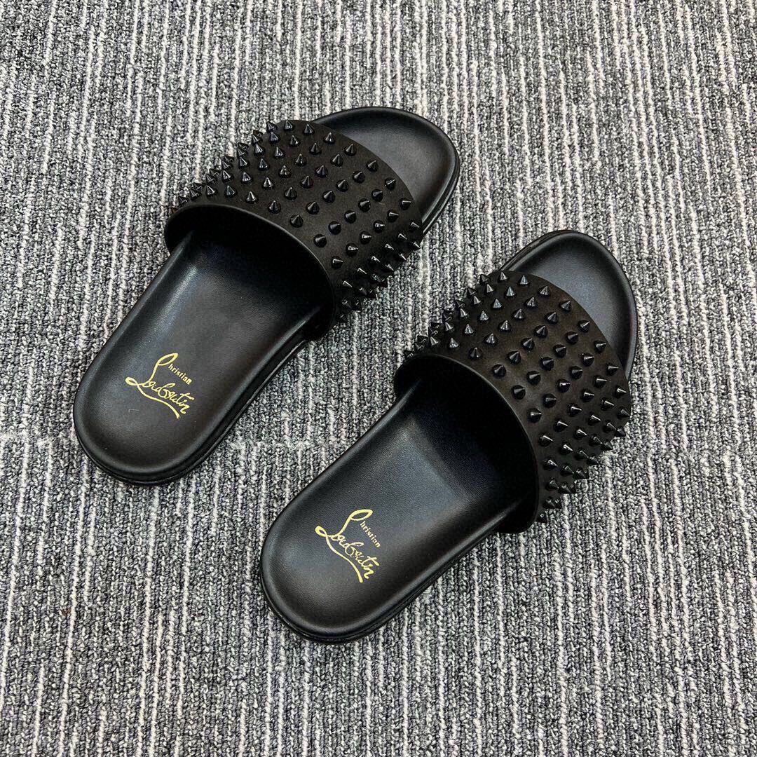 54A126ZDE Stylish slippers