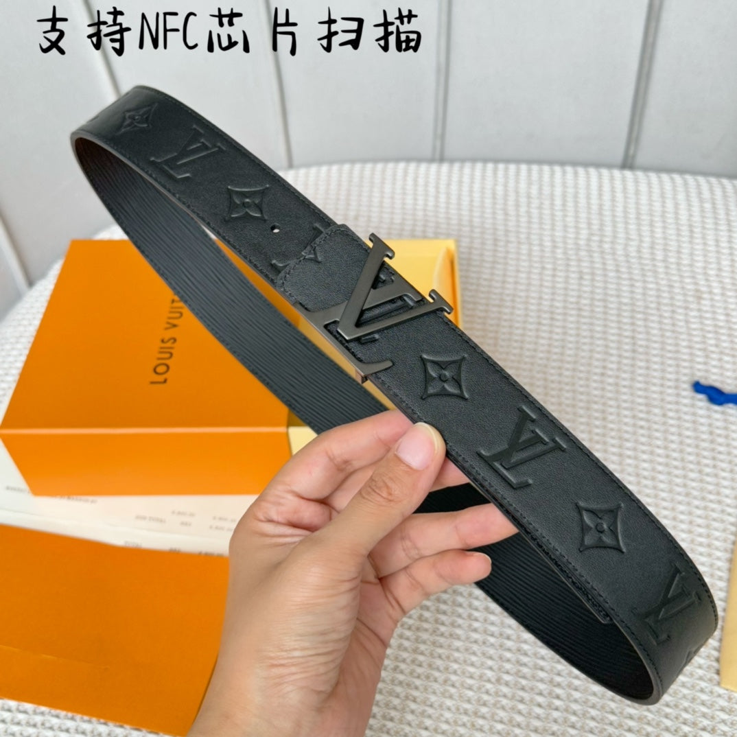 14E57PDE Stylish  High quality belt With full package