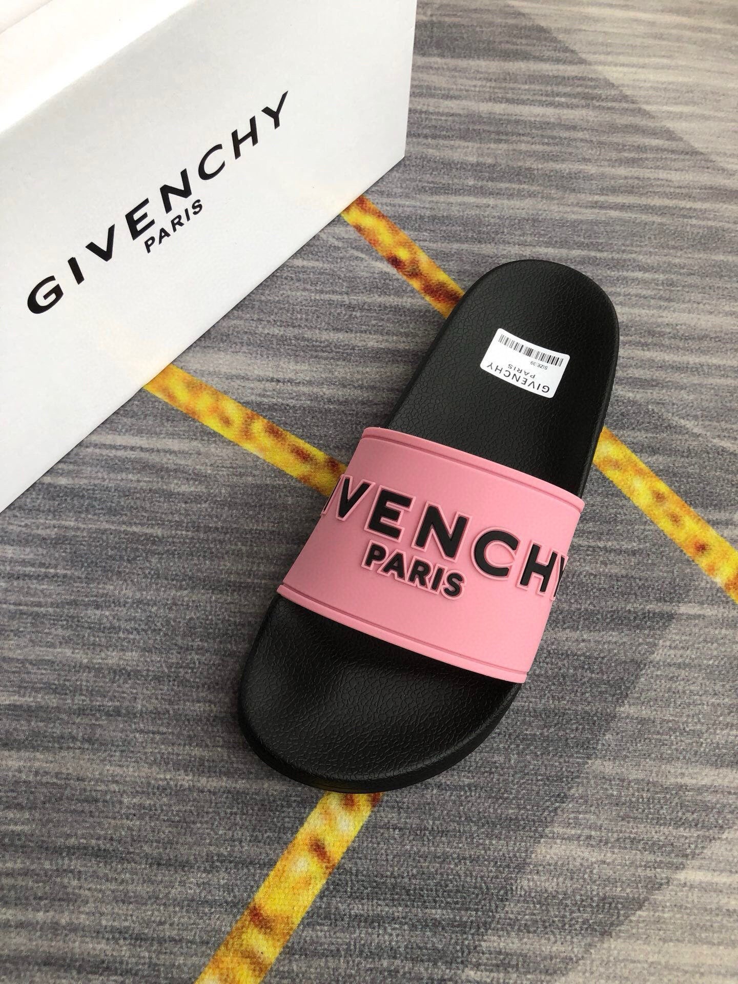 535ZGV265ZDE Stylish Slippers