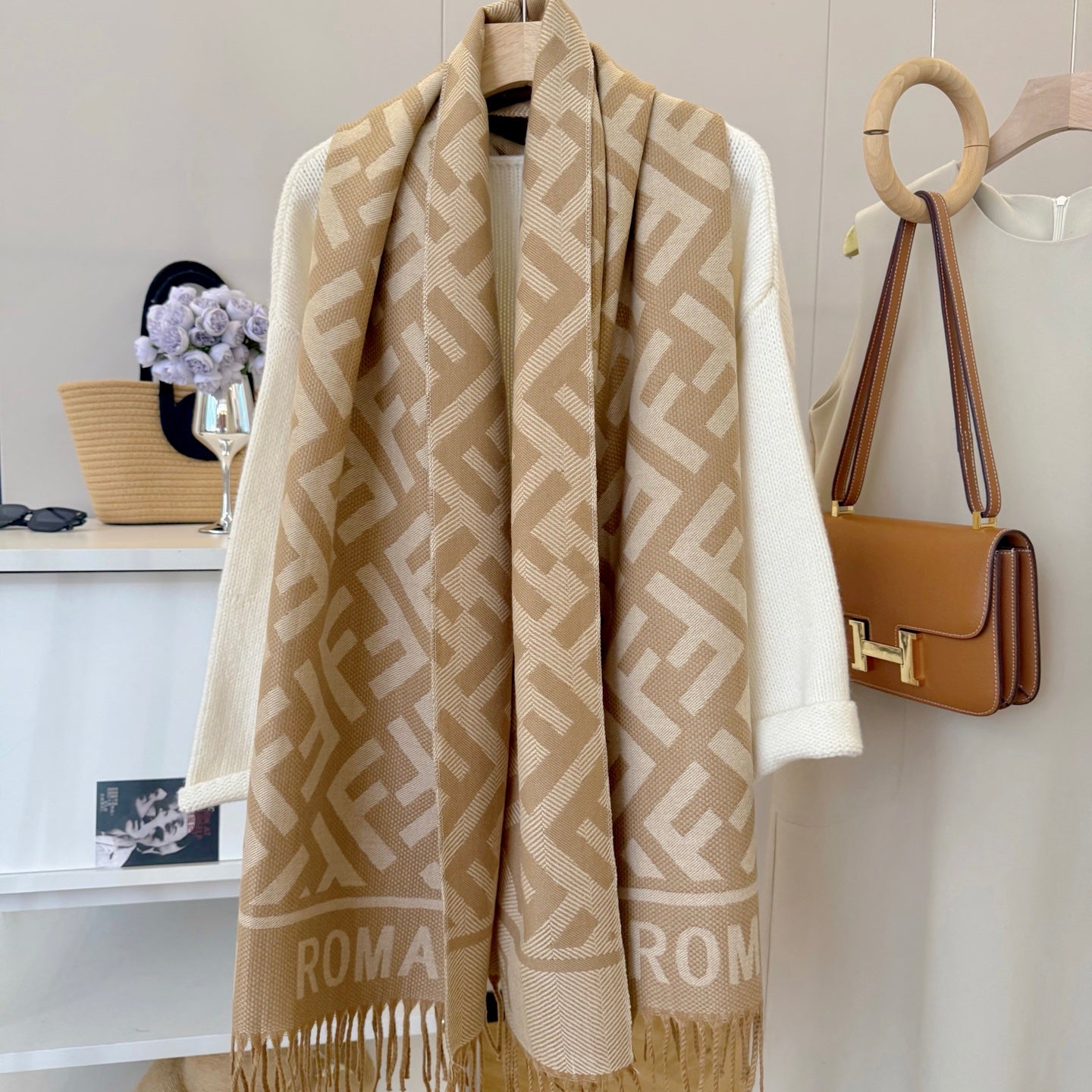 185ZF68WDE Stylish  Winter Scarves
