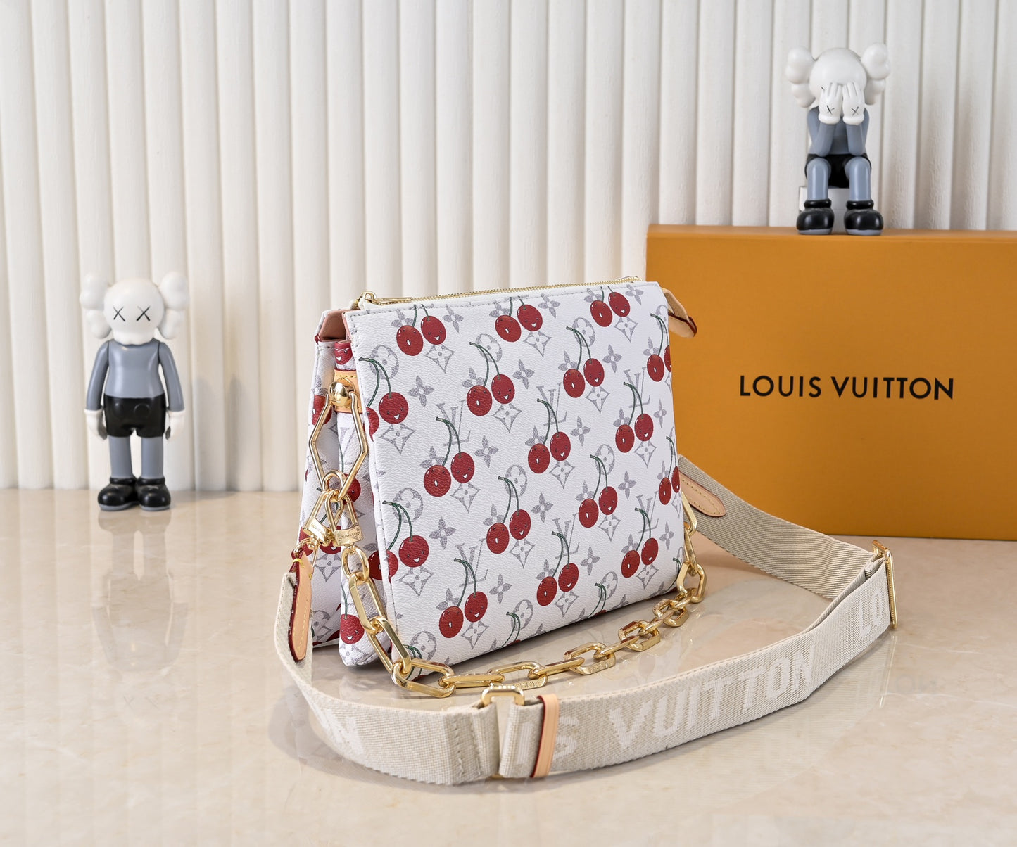 15RE29BDE Stylish bag