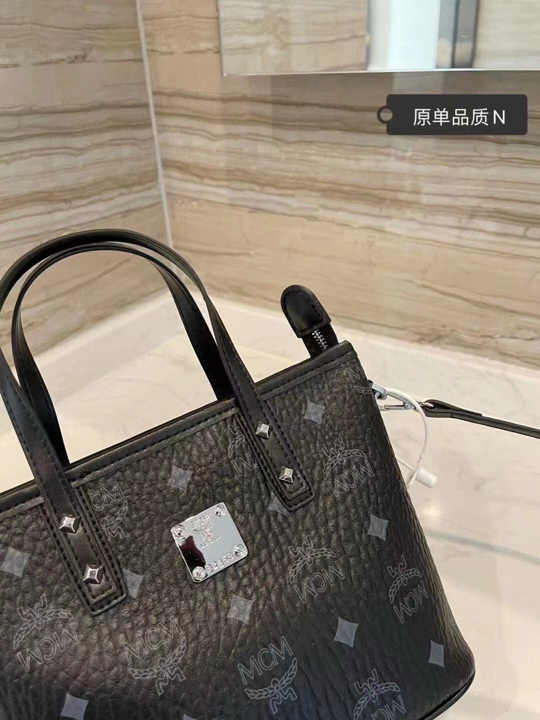 2XM333BDE Stylish leather bag 