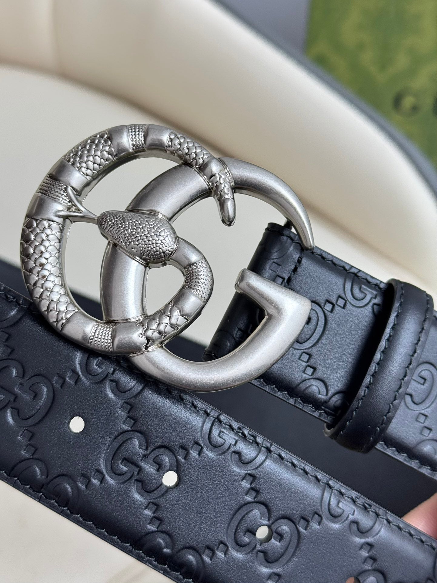 155RB240PDE Stylish  High quality belt With full package