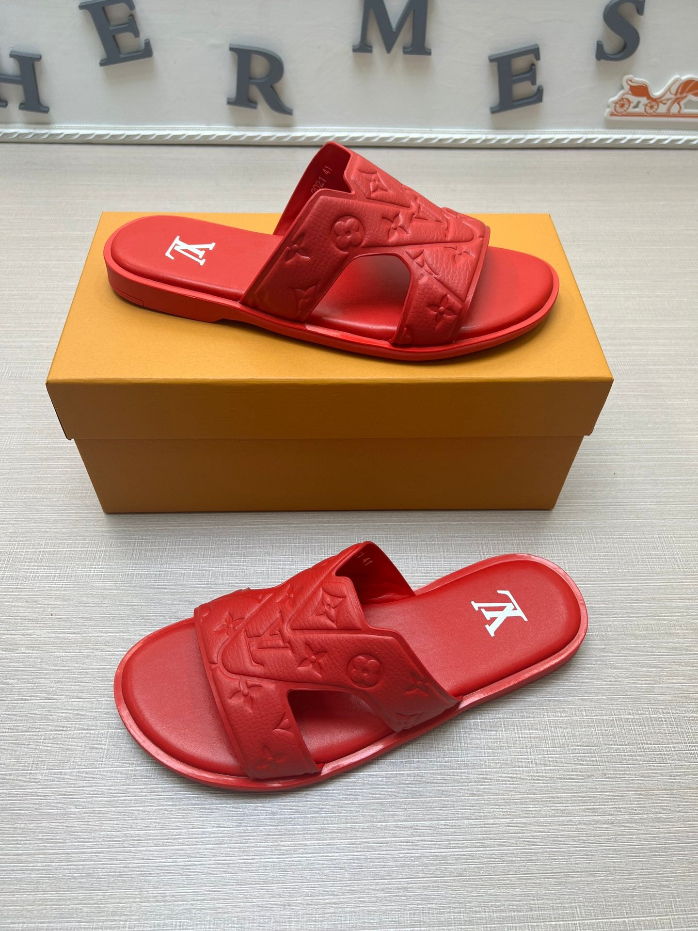 54E22ZDE Stylish slippers