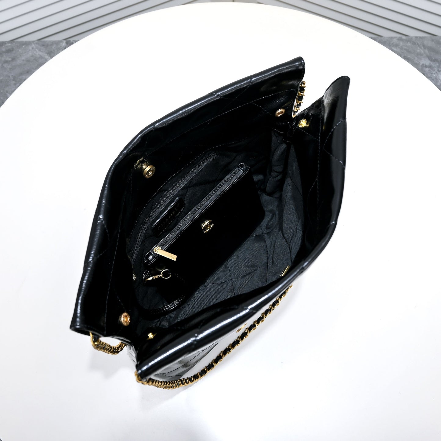 1XC70BDE Stylish leather bag 