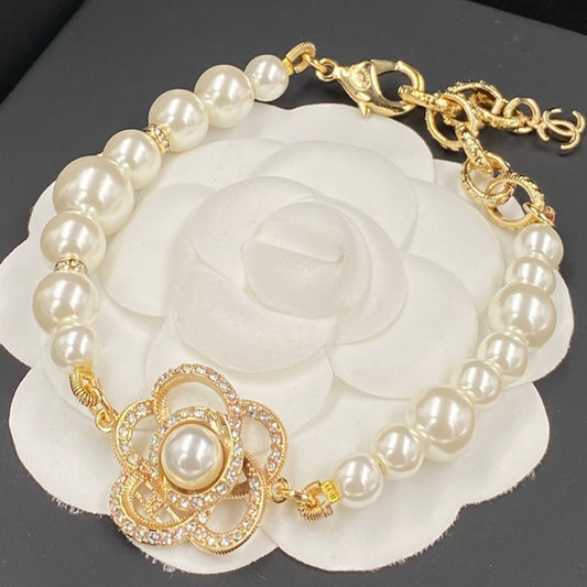 1NC222KDE Stylish Bracelet