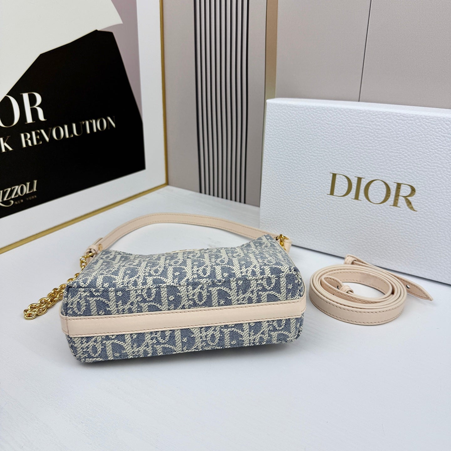 15RD67BDE Stylish bag