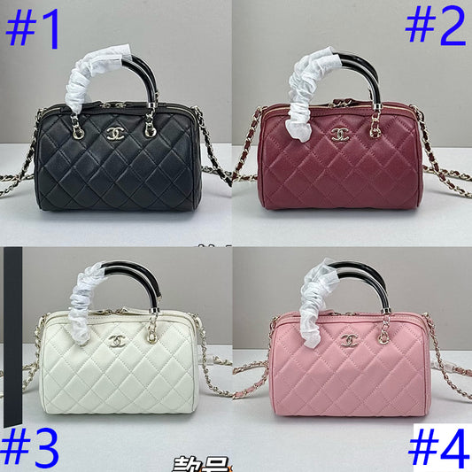 15RC55BDE Stylish leather bag