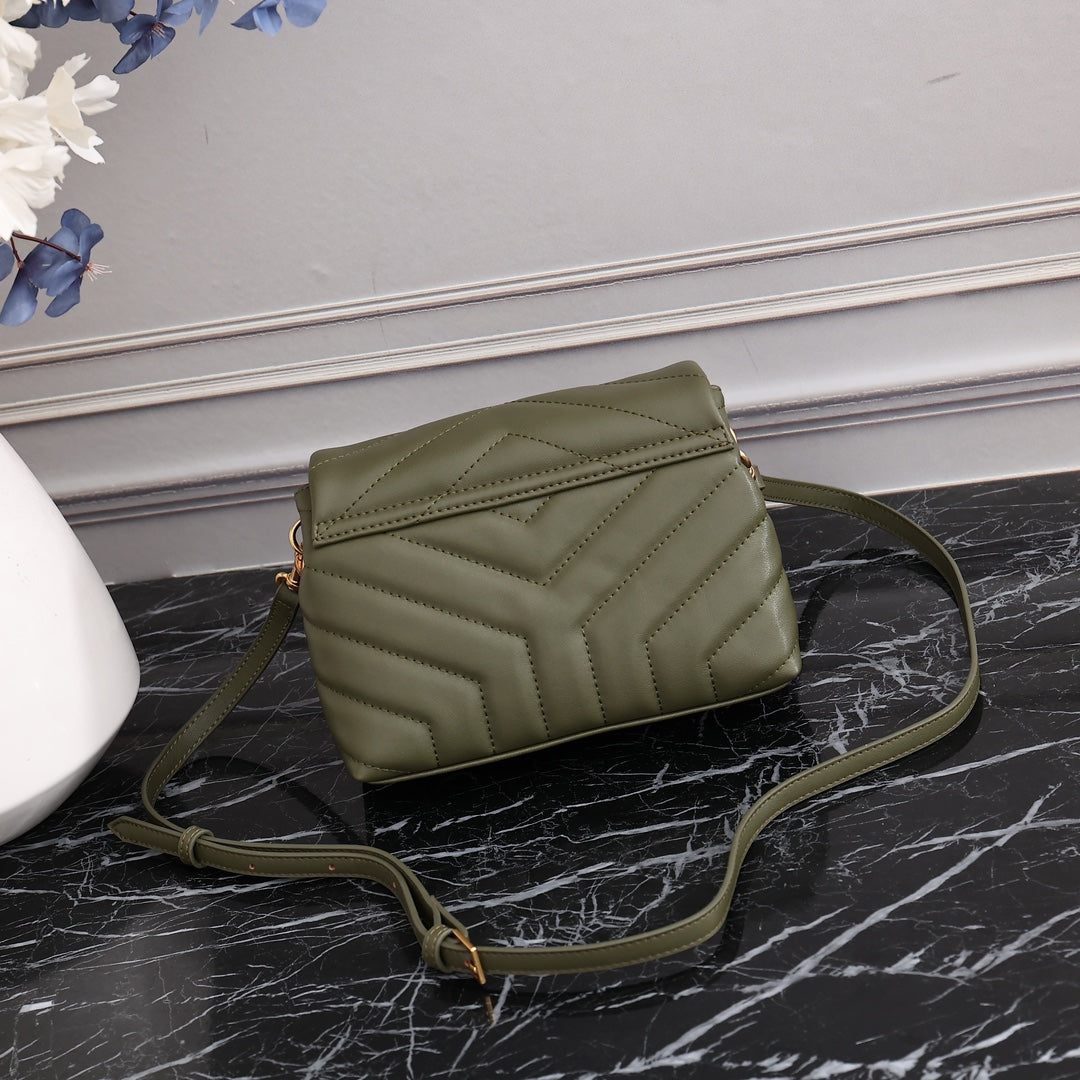 1XSL267BDE Stylish leather bag 