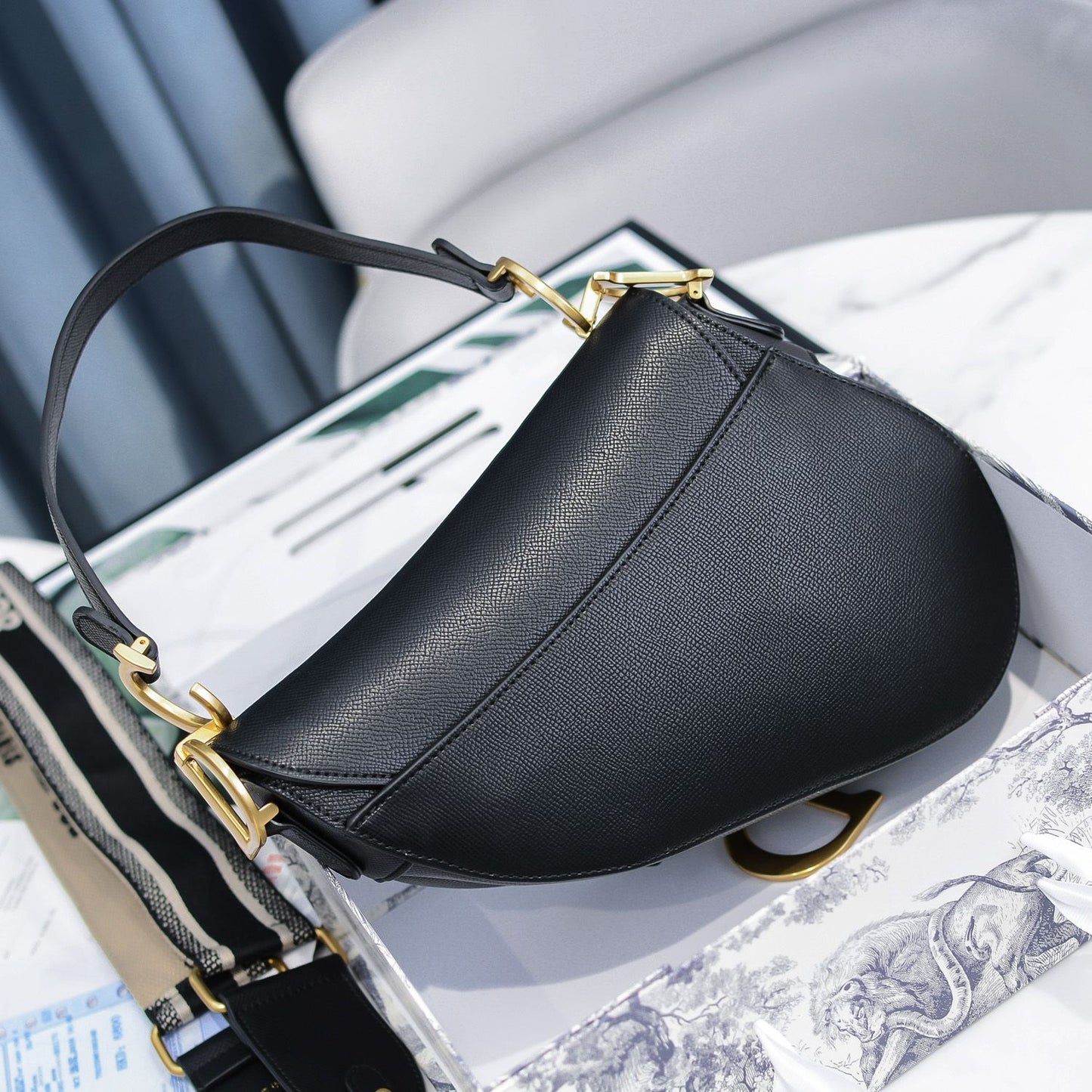 5E15BDE Stylish leather bag 