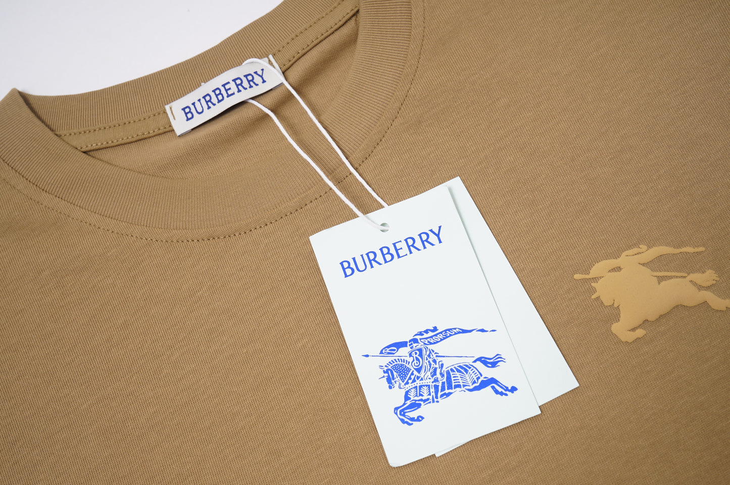 145RR206UDE Stylish T-shirt