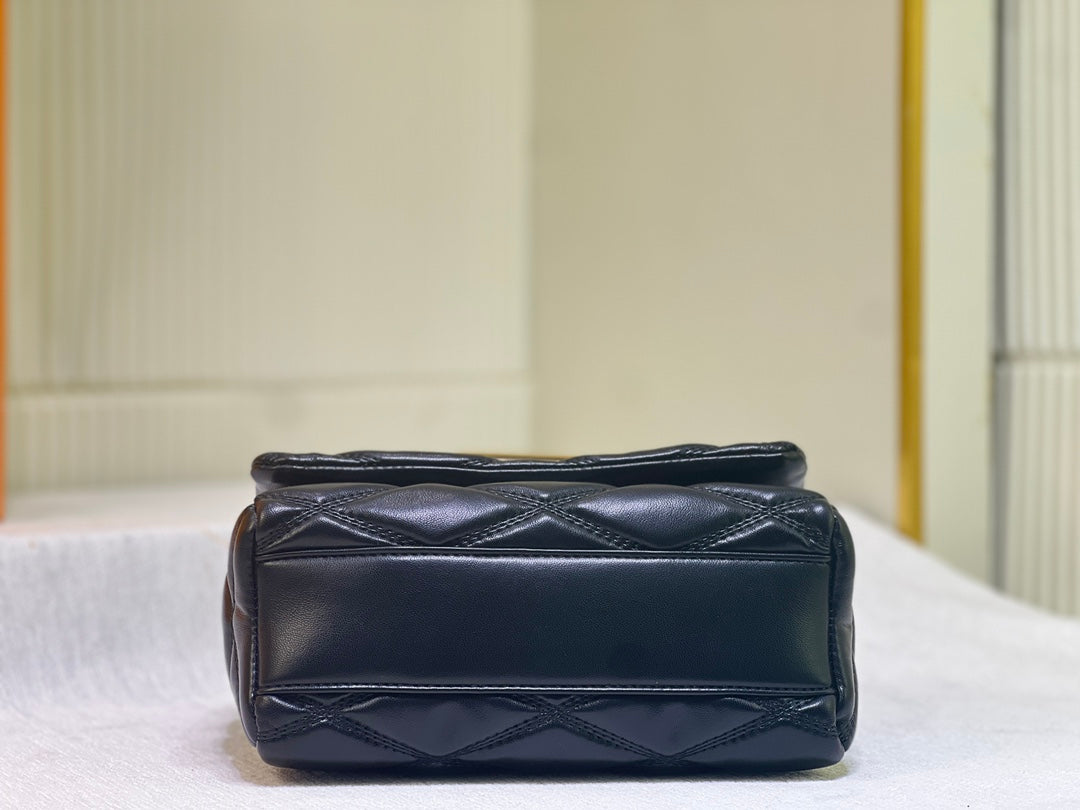 1XE406BDE Stylish leather bag