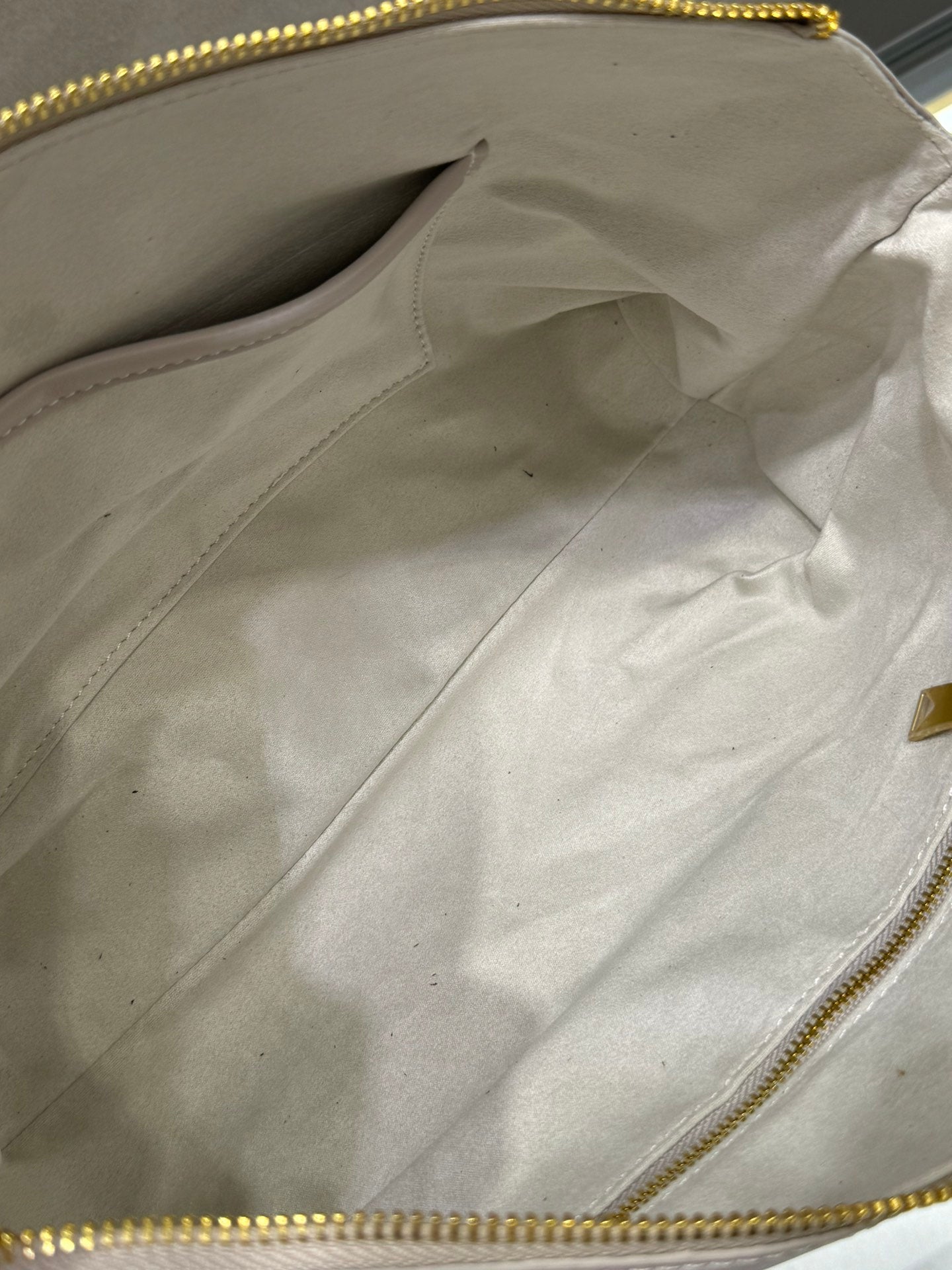 1XA70BDE Stylish High quality leather bag