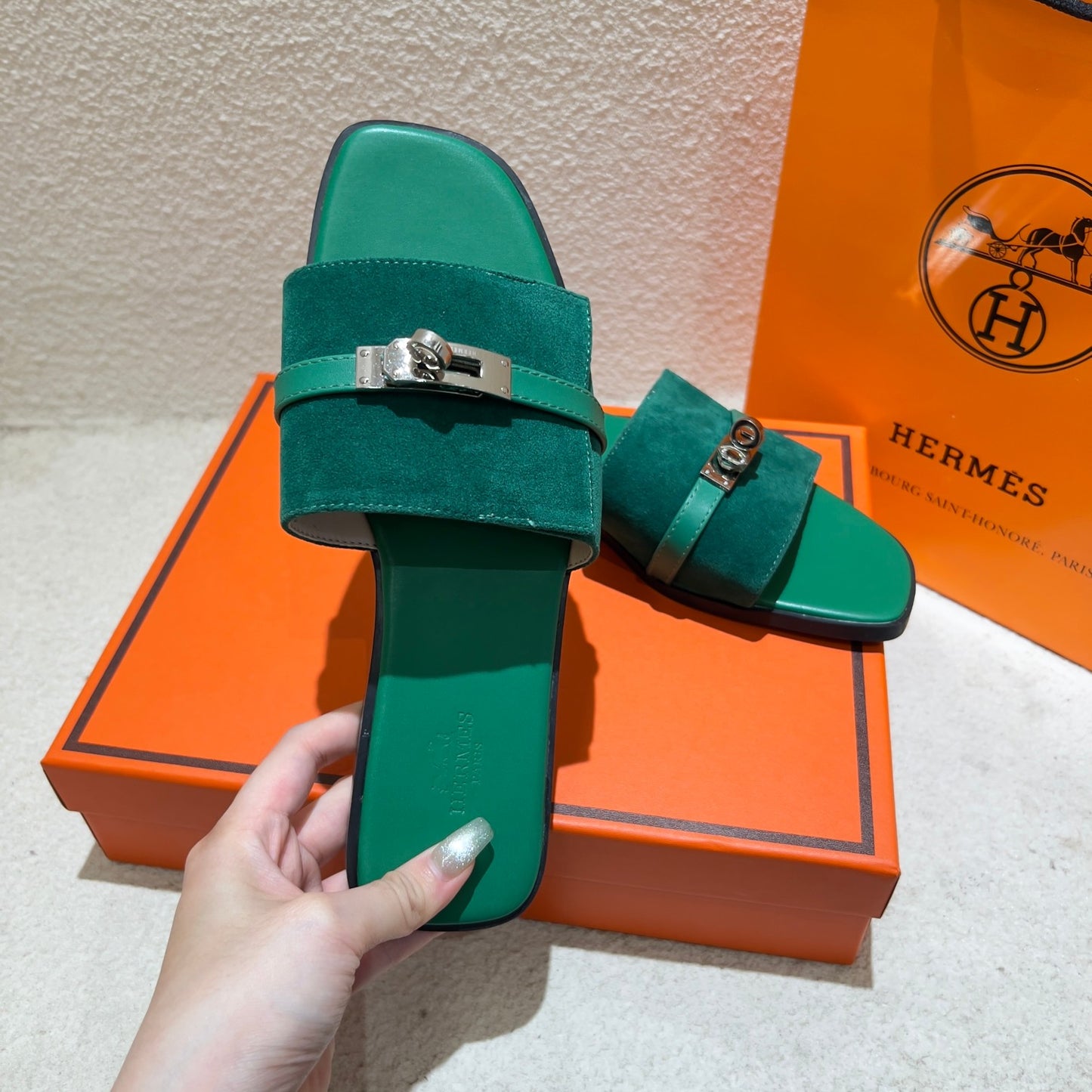 14H201ZDE Stylish Slippers