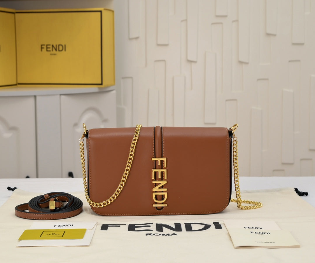 4XF9BDE Stylish leather bag 