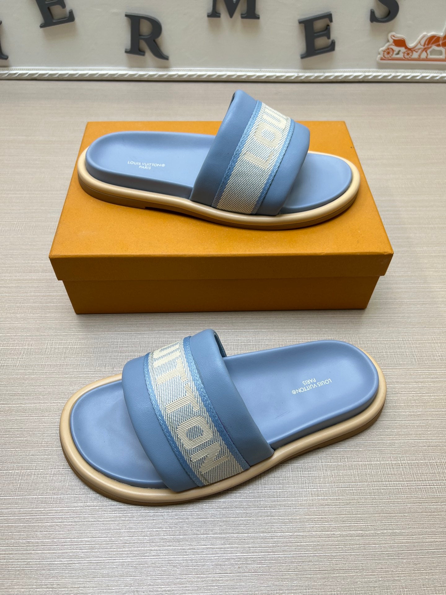 535ZE298ZDE Stylish Slippers