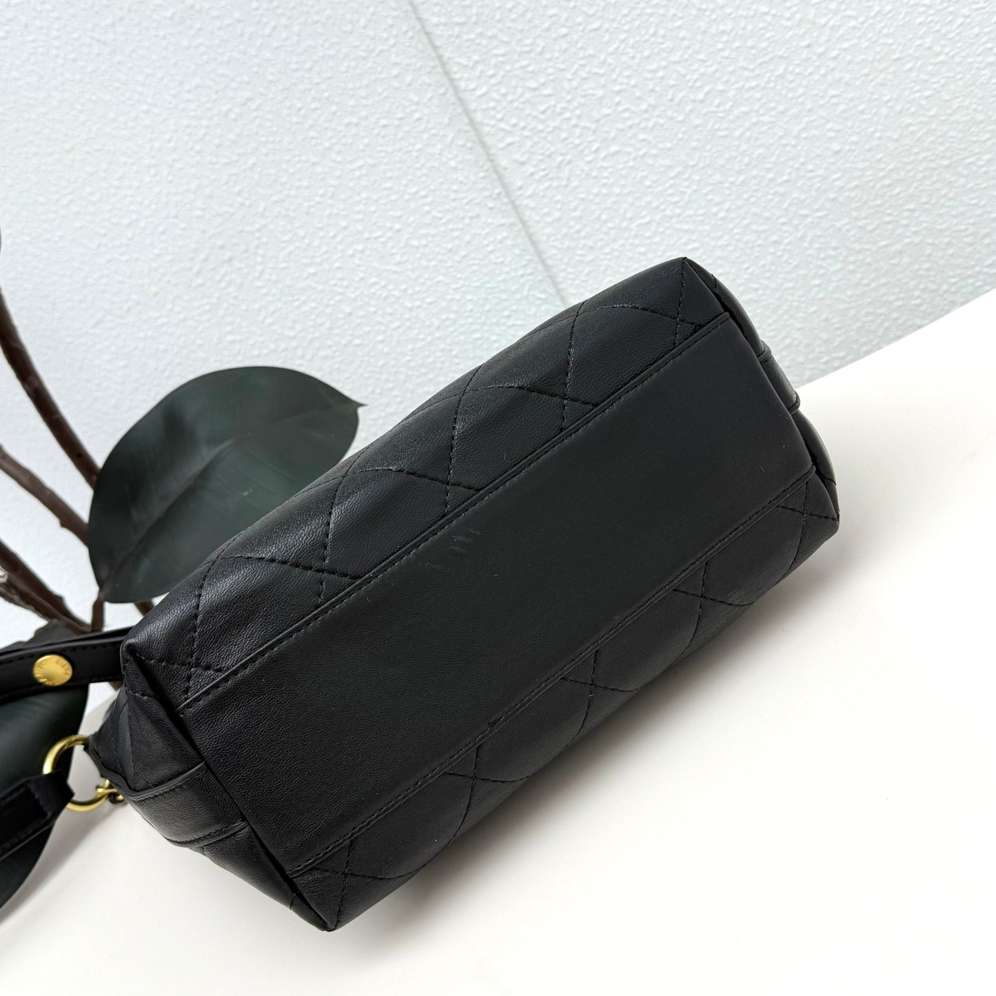 155NC68BDE Stylish leather bag