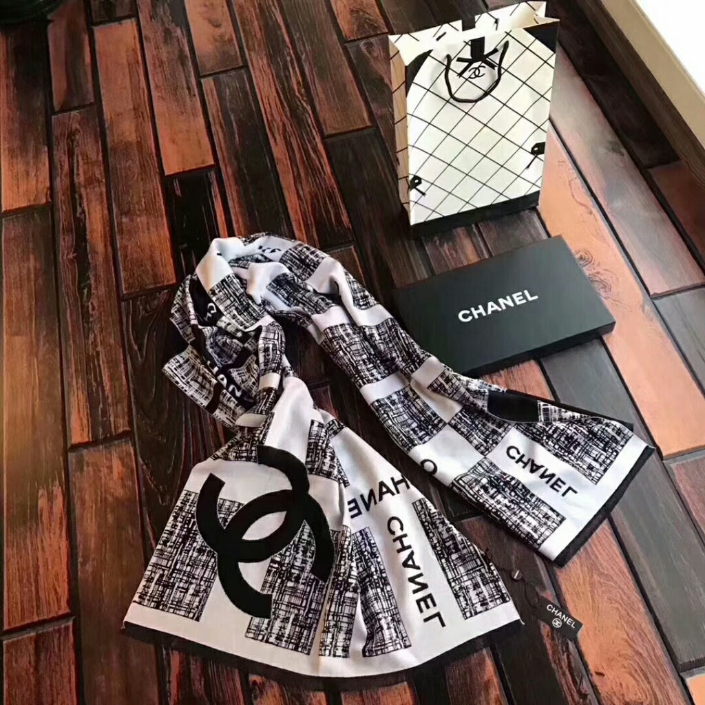 175RC31WDE Stylish Winter Scarves