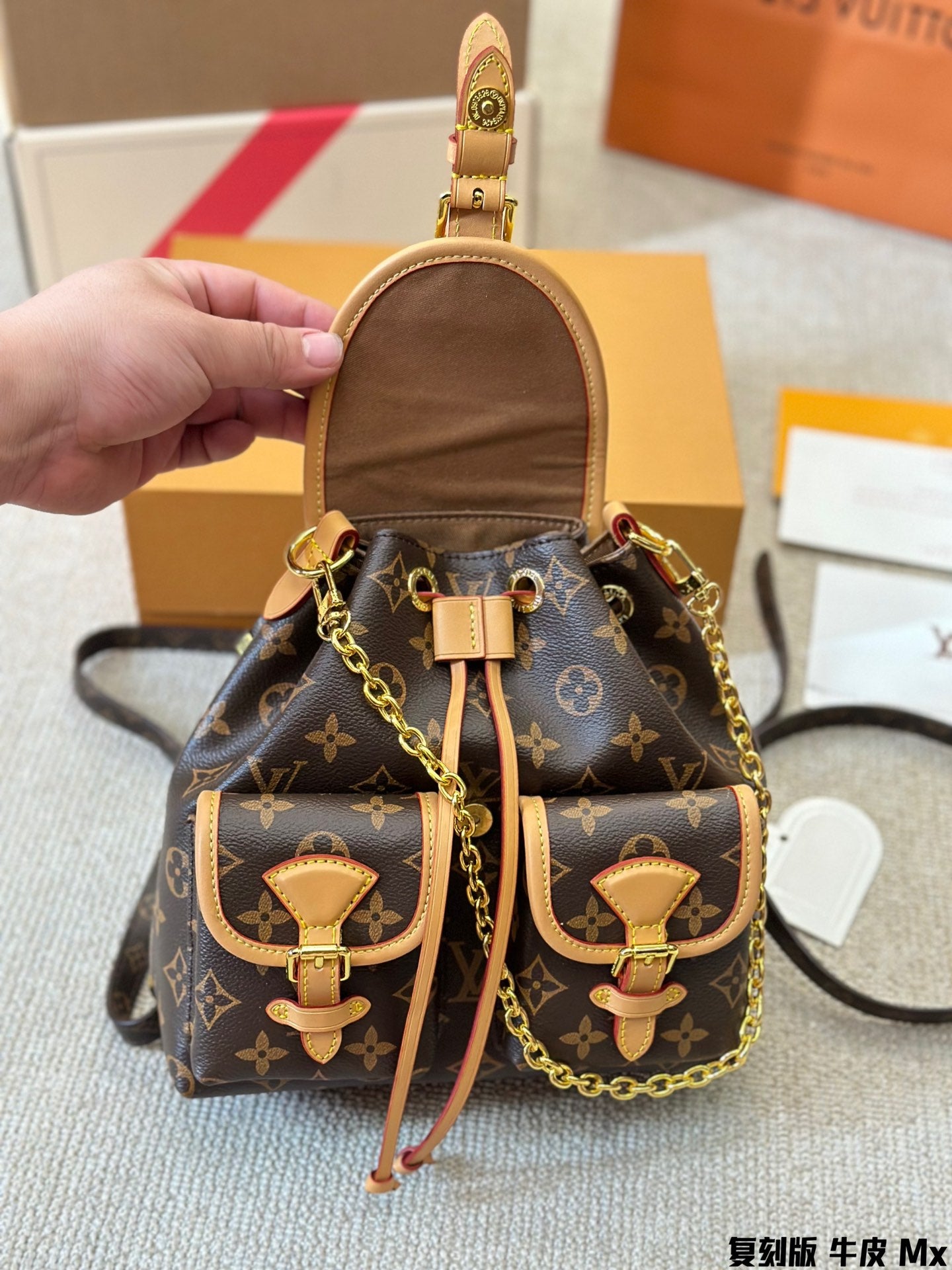 6XE248BDE Stylish leather bag 