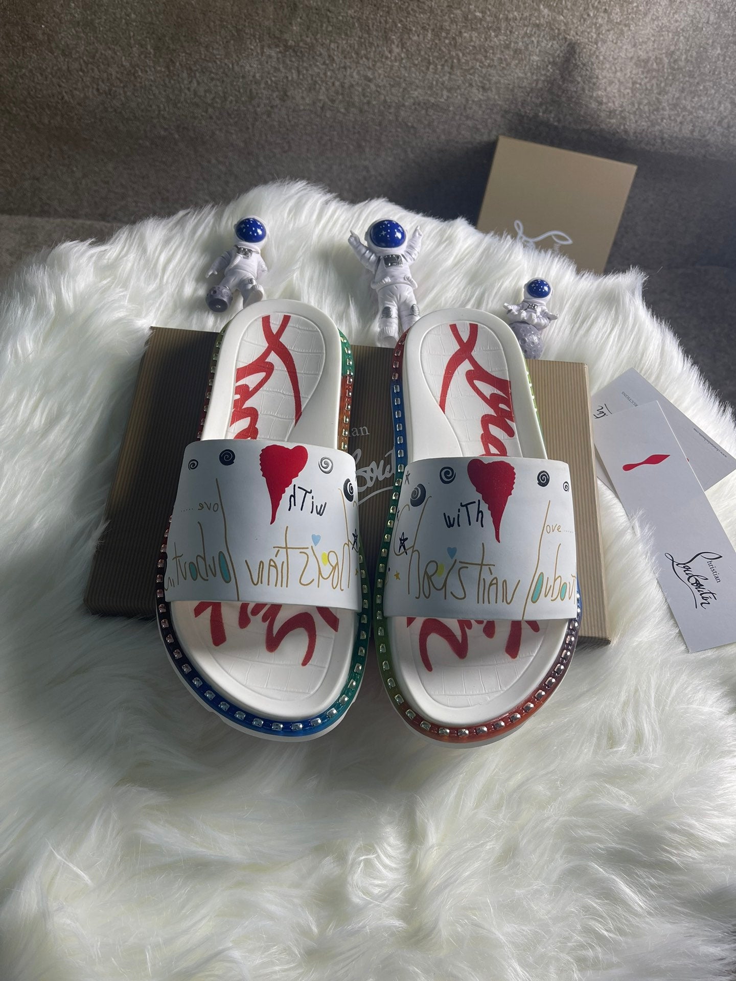 J4A24ZDE Stylish Slippers