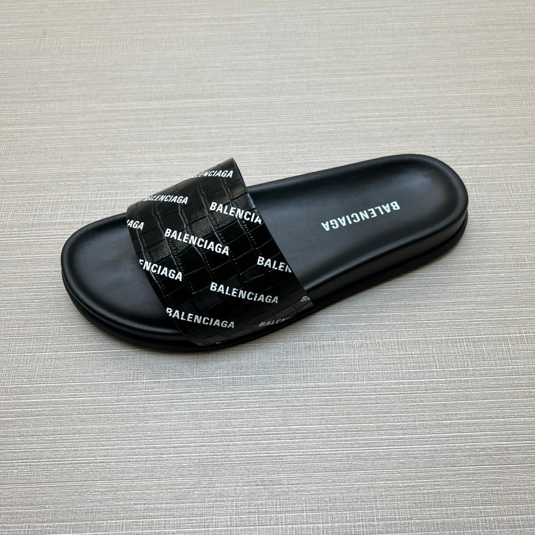 54J99ZDE Stylish slippers