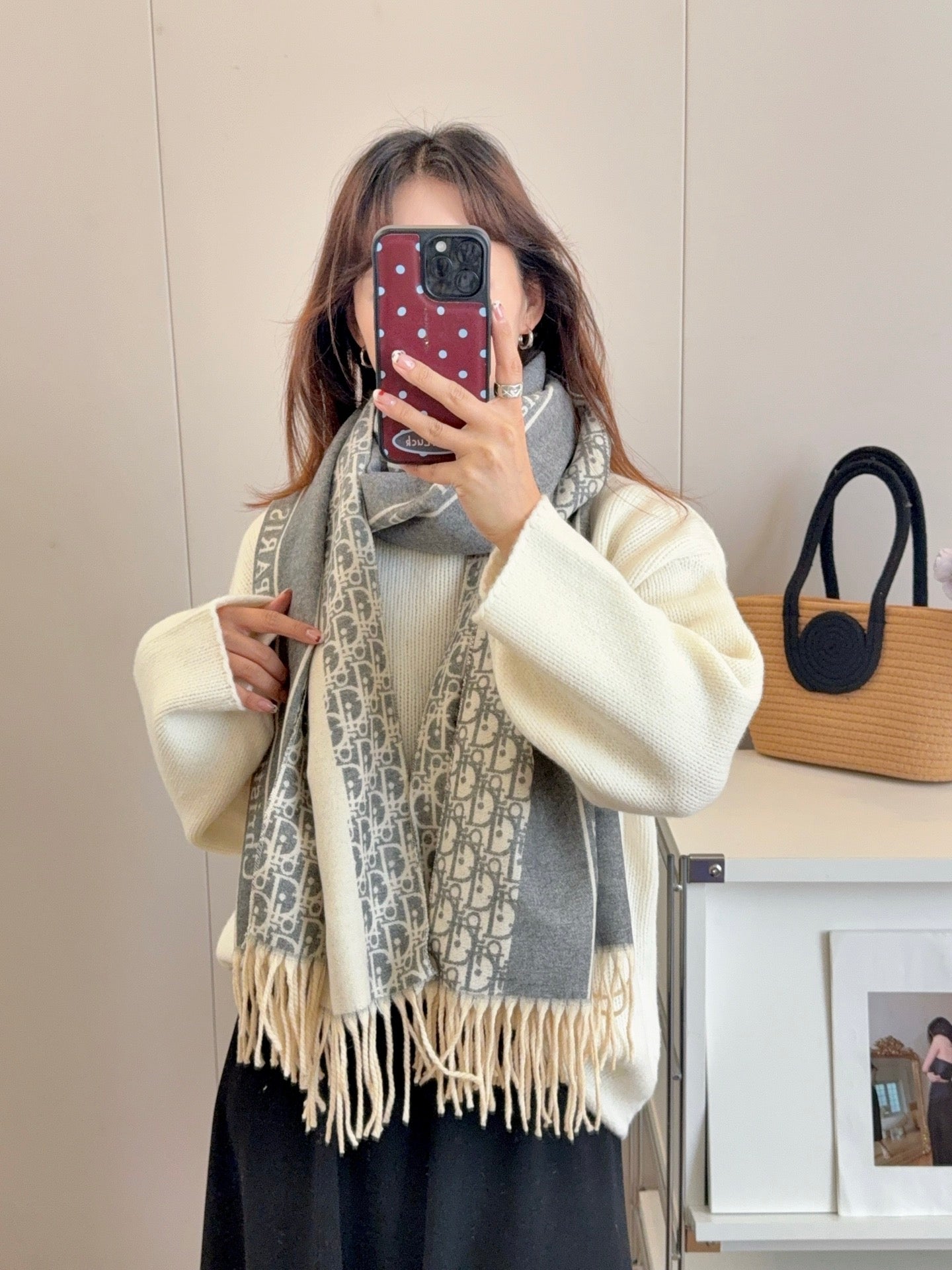 185ZD59WDE Stylish Winter Scarves