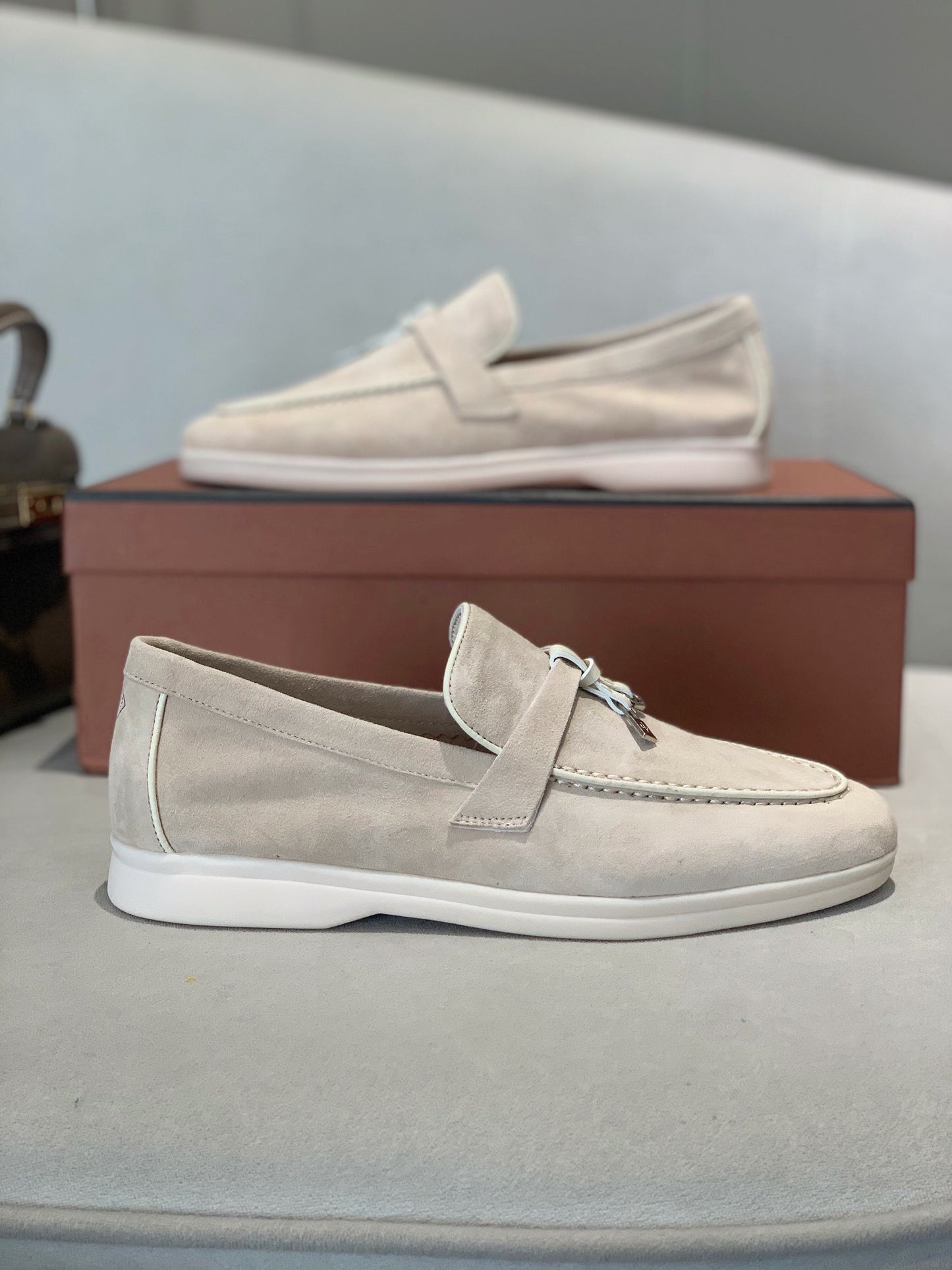 J55RA10ZDE Stylish shoes