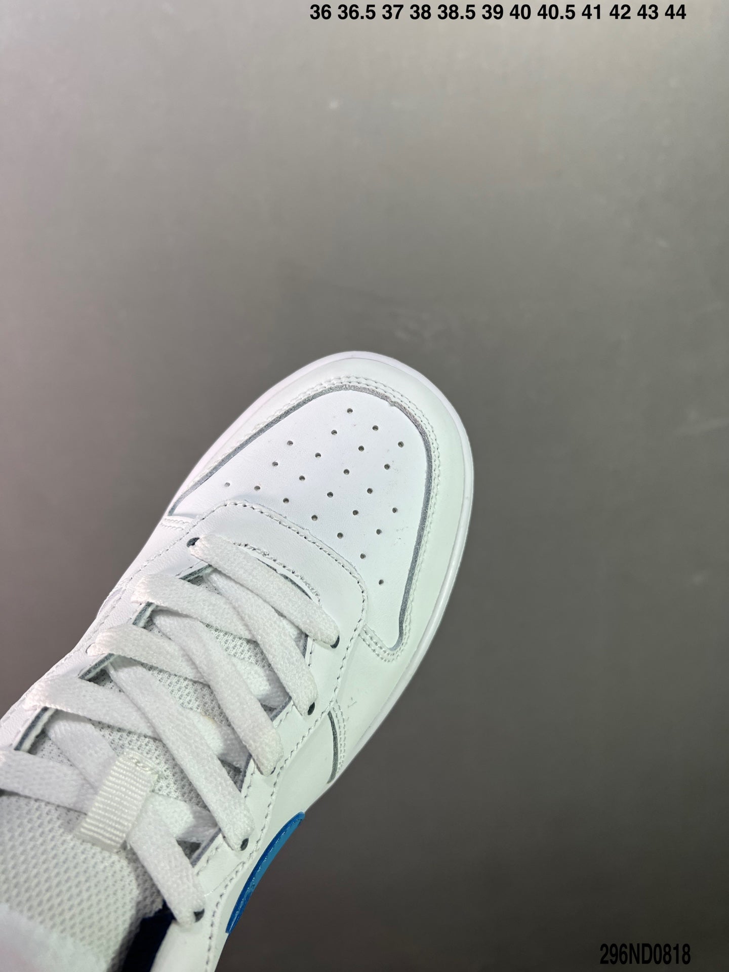 4YN40ZDE Stylish Sneakers (No Box, August-October Big Sale)