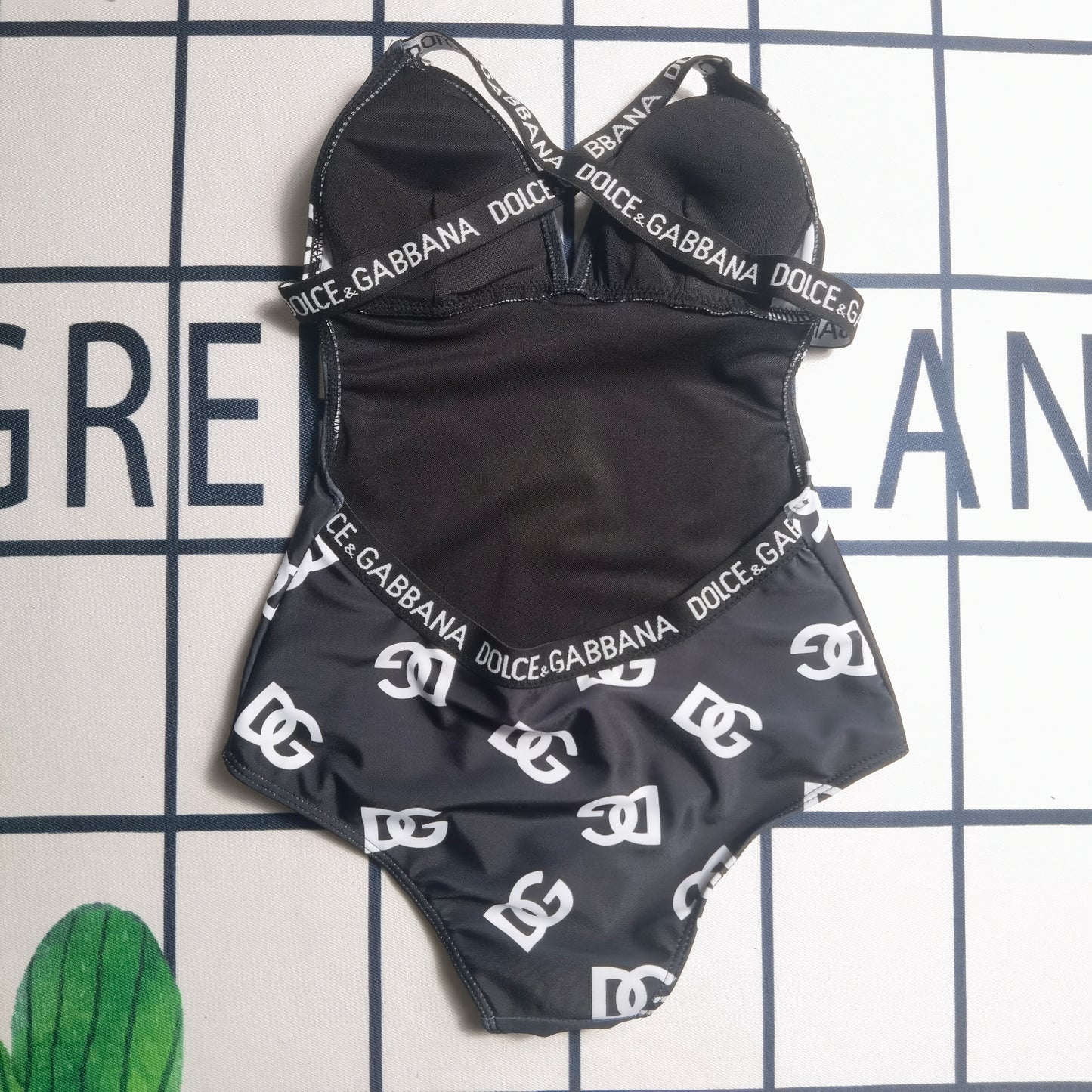 14A296YDE Stylish Bikini swimsuit