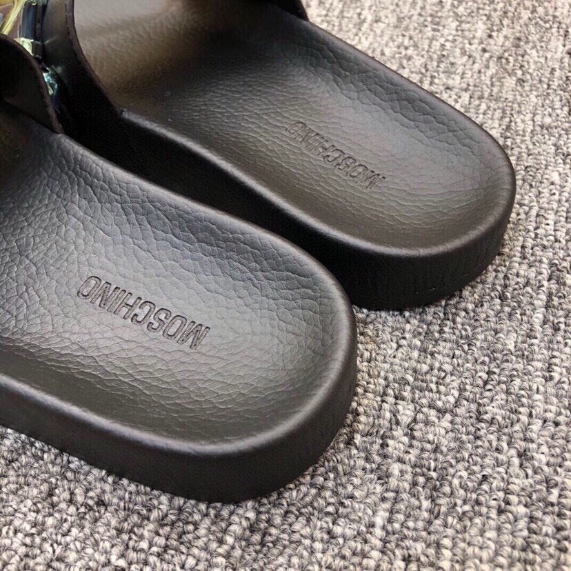 54A117ZDE Stylish slippers