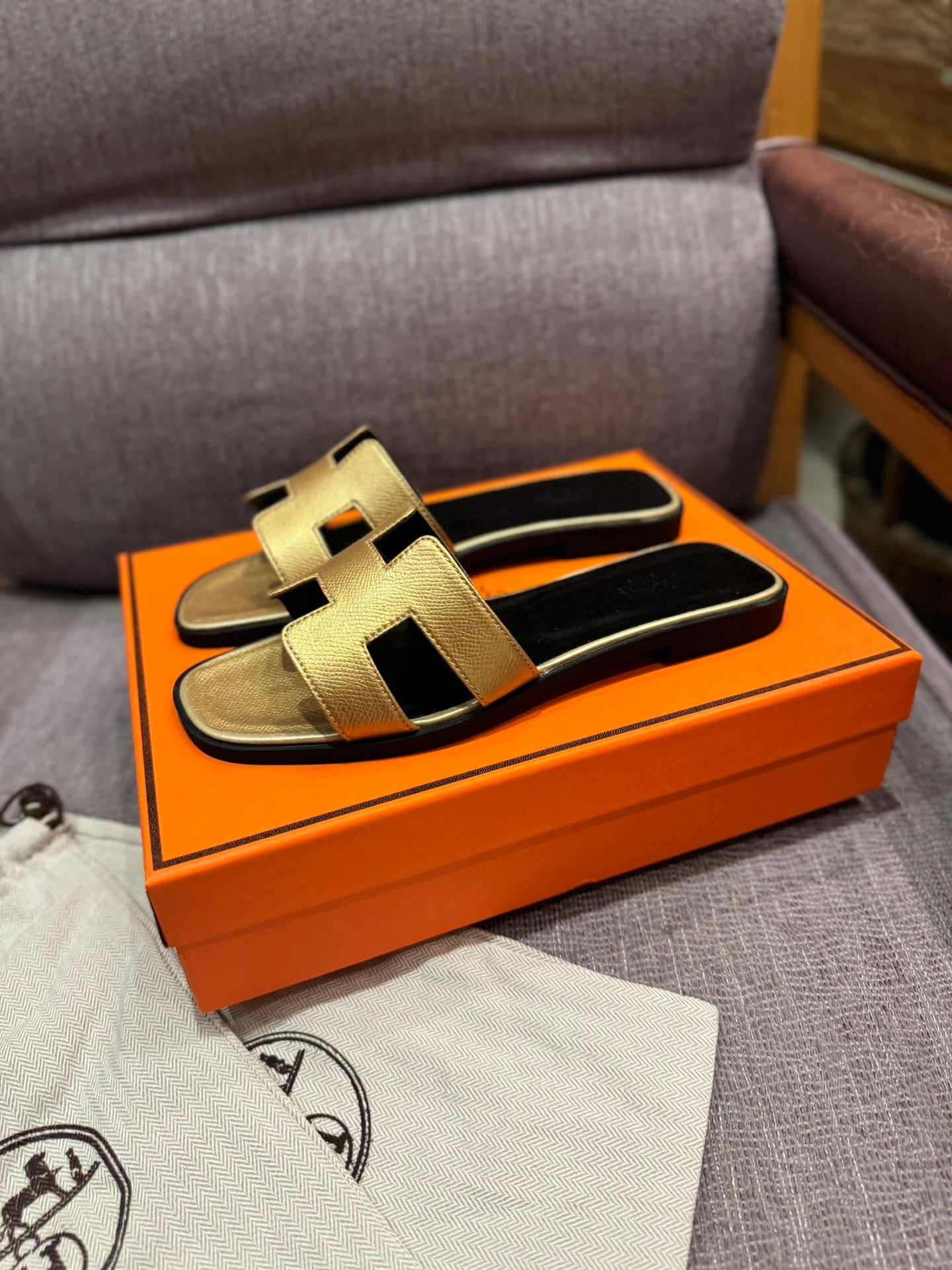 155ZH313ZDE Stylish Slippers