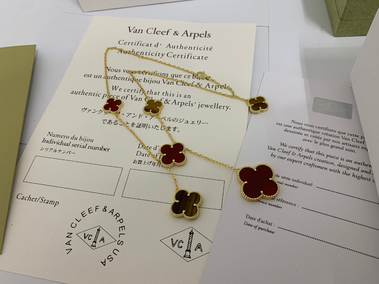5XVA182KDE Stylish  6 flowers necklaces