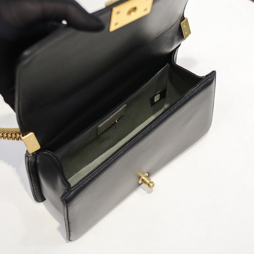 1XC413BDE Stylish leather bag