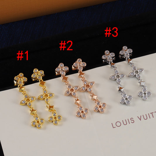 14E1099EDE Stylish Earrings