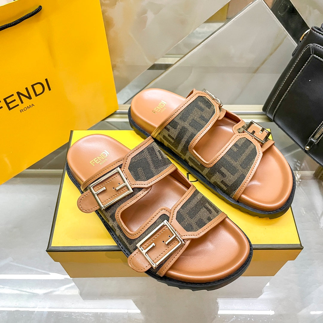 14F69ZDE Stylish slippers