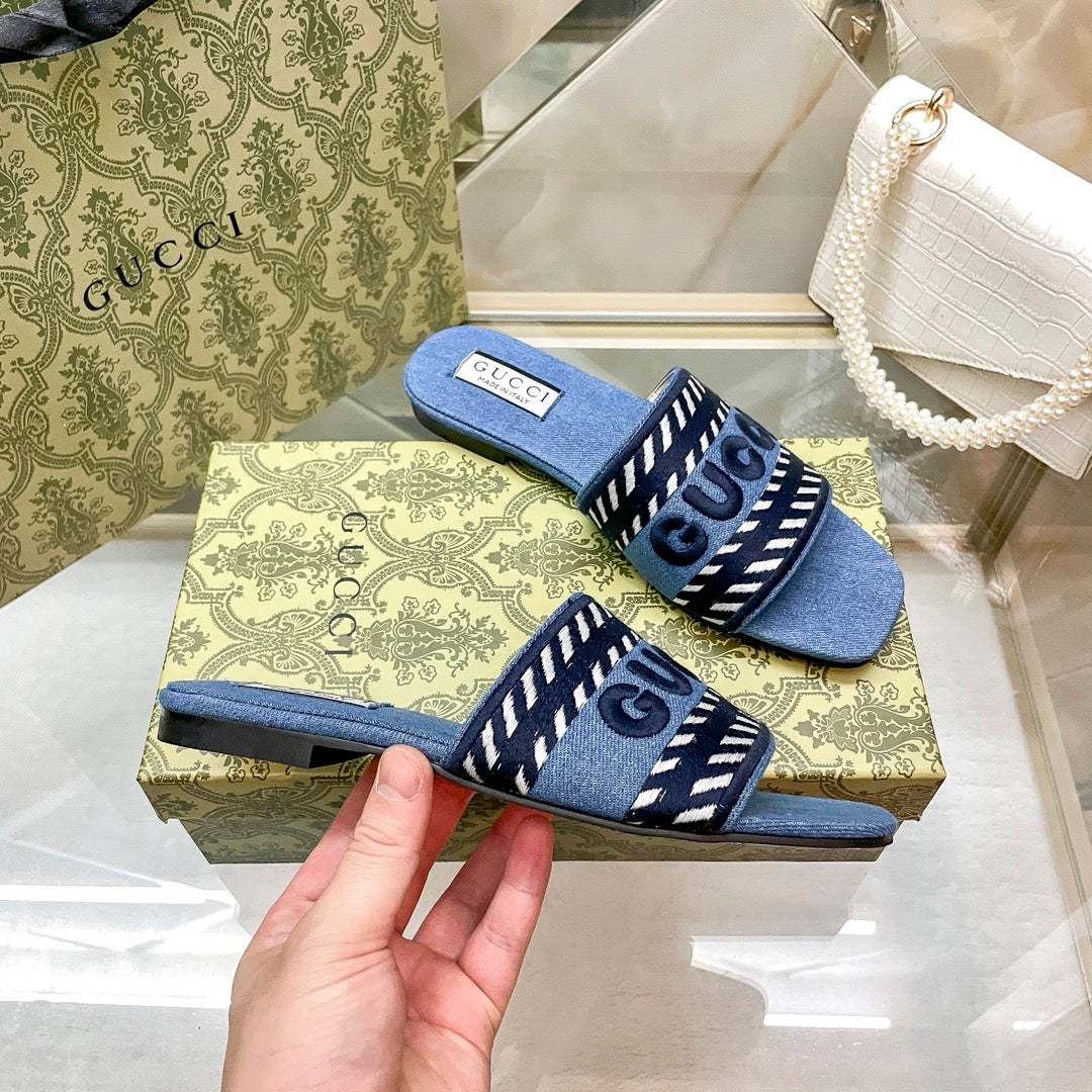 14B83ZDE Stylish Slippers