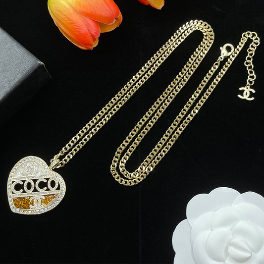 14C922XDE Stylish Necklaces