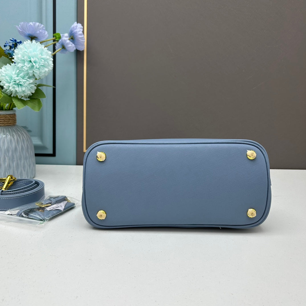 1XPD115BDE Stylish leather bag 