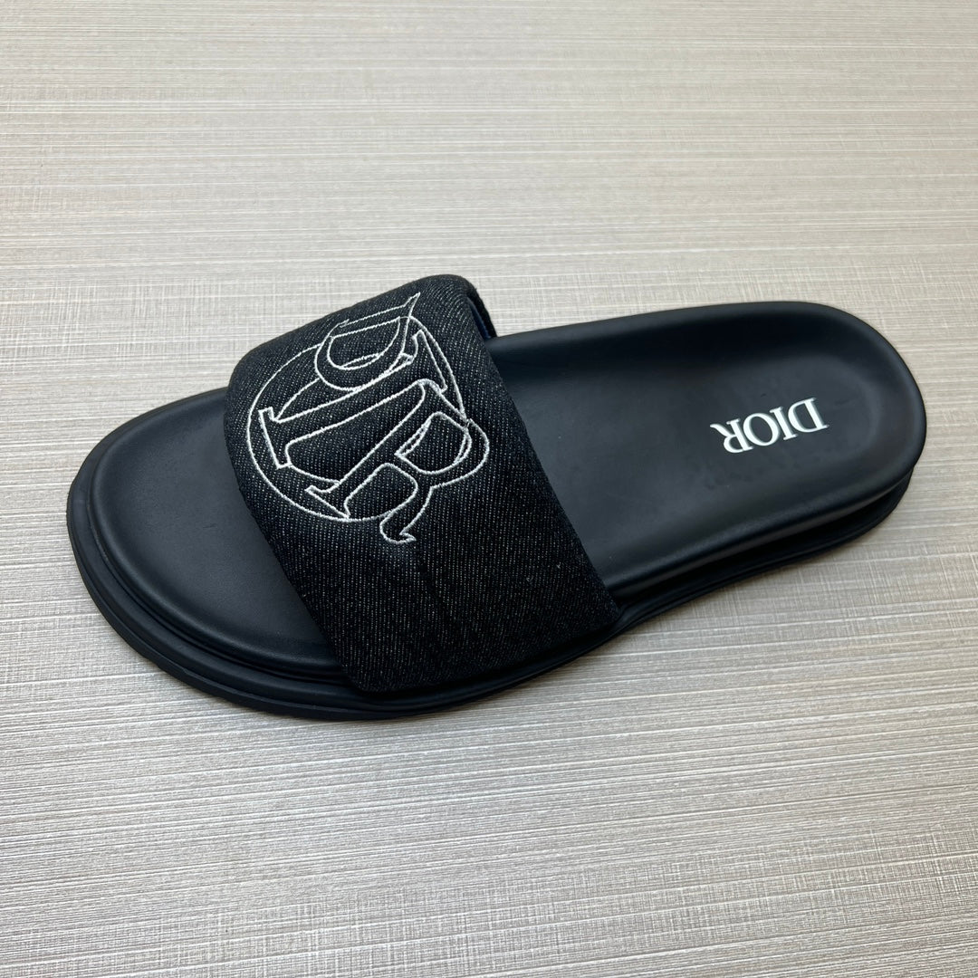 54D168ZDE Stylish leather slippers