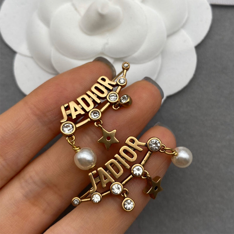 14D968EDE Stylish Earrings