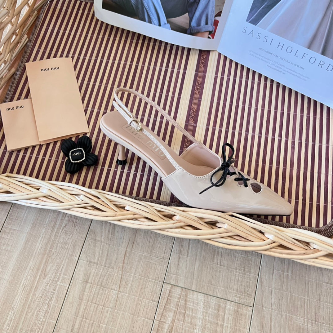 14A197ZDE Stylish High heels Heel height 5cm