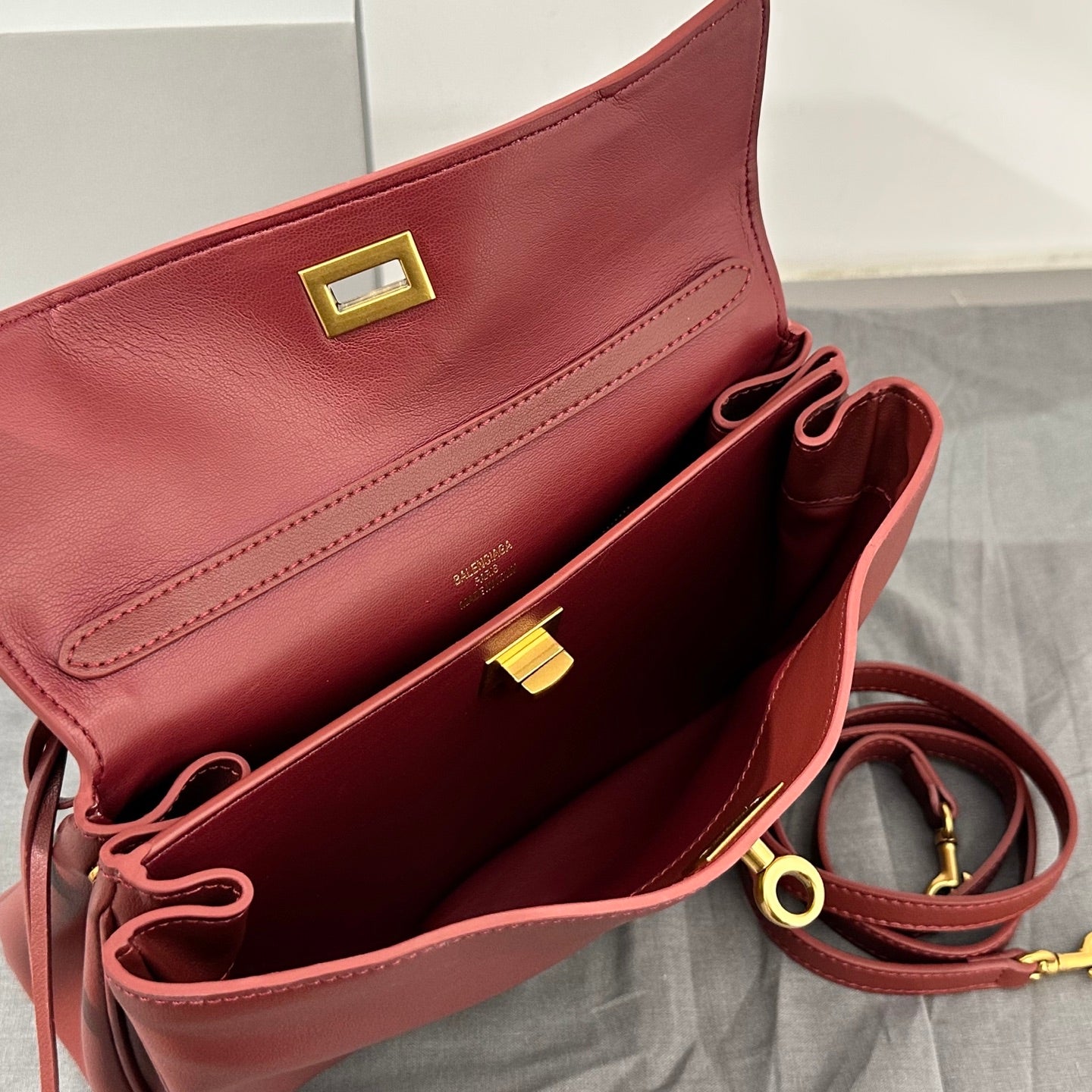 15XJ3BDE Stylish leather bag