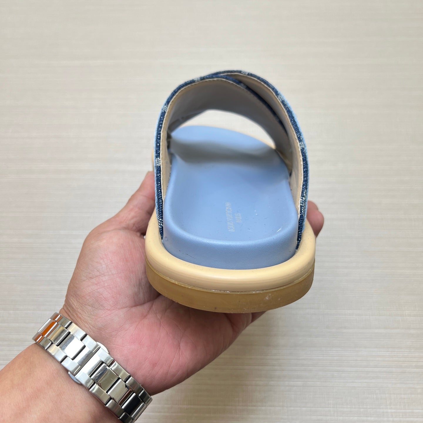 535ZE272ZDE Stylish Slippers