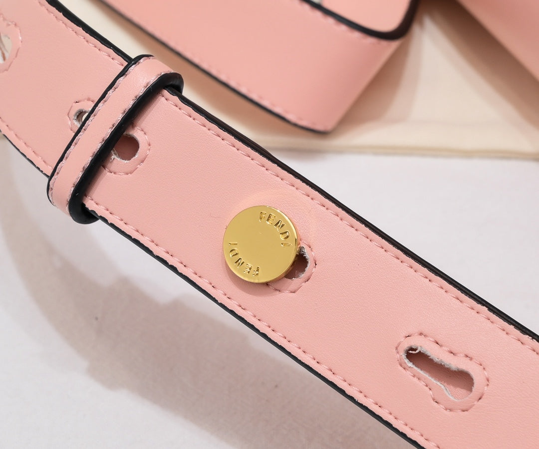 2XF132BDE Stylish leather bag 