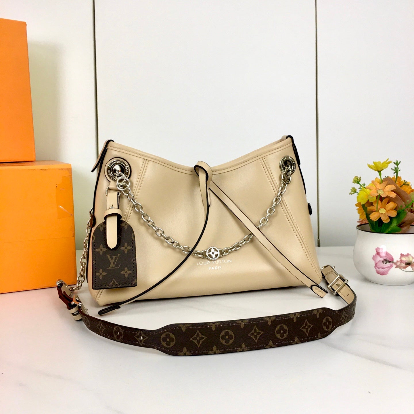 1WE113BDE Stylish leather bag