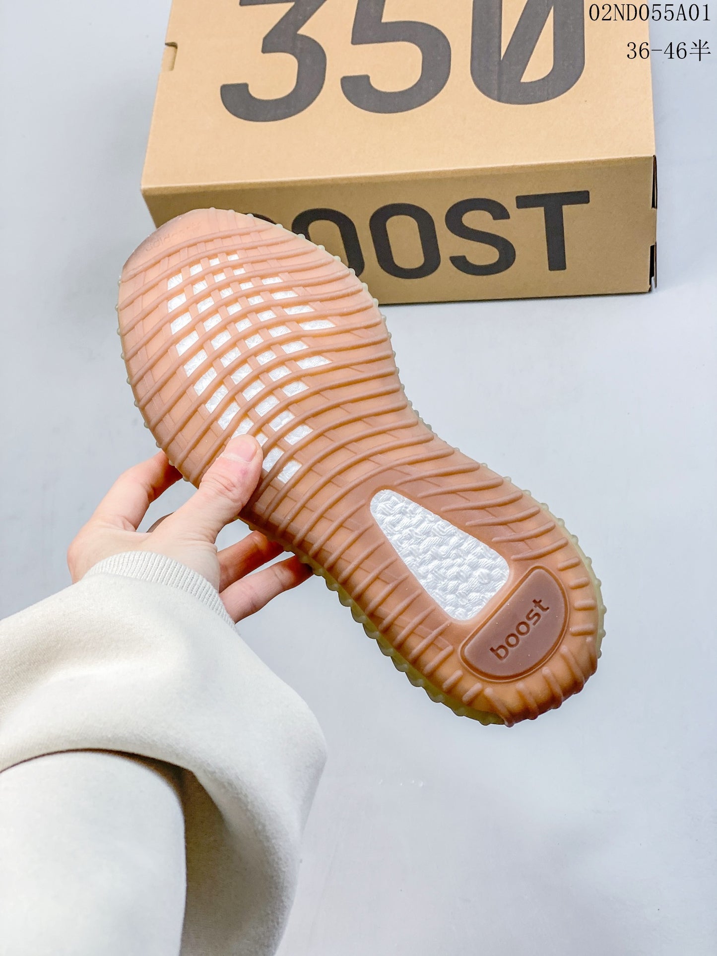 4YA88ZDE Stylish Sneakers (No Box, August-October Big Sale)