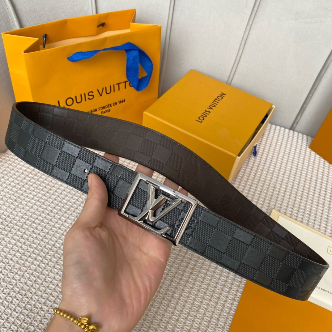 14E1PDE Stylish  High quality belt With full package